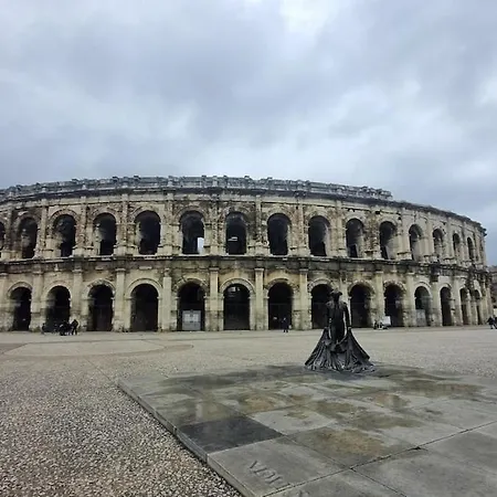 Au Coeur De La Nimes